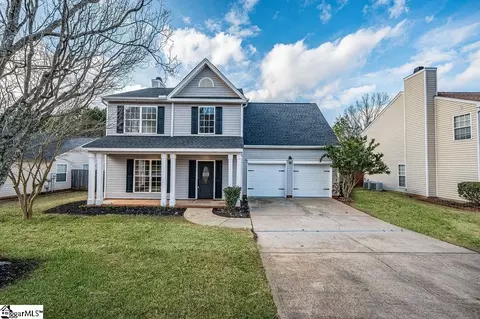 21 Brockmore Dr, Greenville, SC 29605