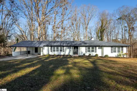 458 Dogwood Cir, Clinton, SC 29325