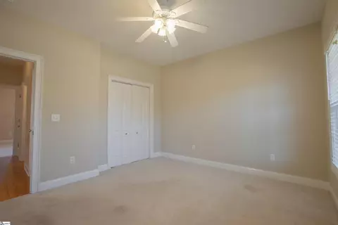 Bedroom - 114 Warren Dr, Easley, SC 29640 photo 5 of 7