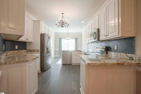 Kitchen - 114 Warren Dr, Easley, SC 29640 photo 1 of 5