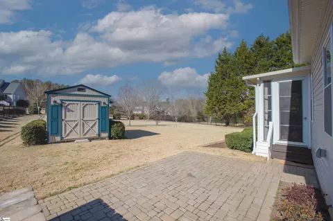 Exterior - 114 Warren Dr, Easley, SC 29640 photo 4 of 11