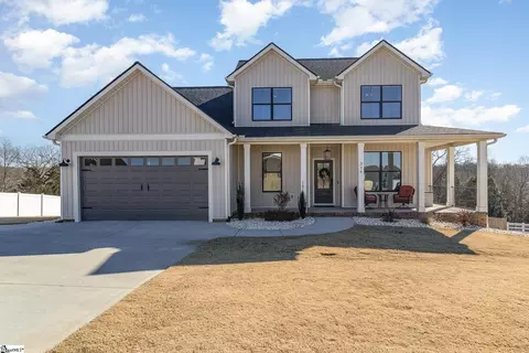 379 Terra Plains Dr, Greer, SC 29651