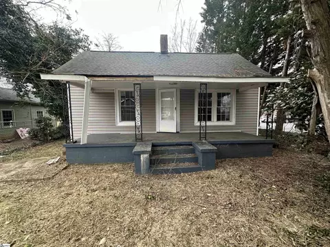 9 Barnwell St, Greenville, SC 29601