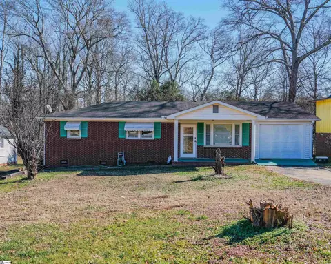 13 Vedado Ln, Greenville, SC 29611