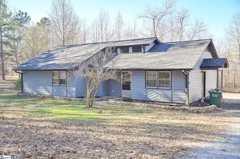 18875 Asheville Hwy, Campobello, SC 29322