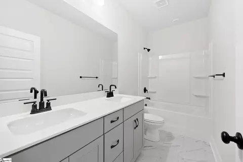 Bath - 124 Barnett Way, Easley, SC 29640 photo 2 of 2