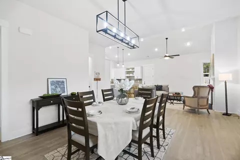 Dining - 124 Barnett Way, Easley, SC 29640 photo 1 of 2