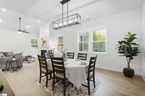 Dining - 124 Barnett Way, Easley, SC 29640 photo 2 of 2