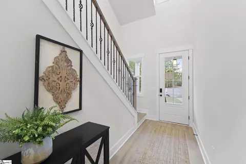 Entry Way - 124 Barnett Way, Easley, SC 29640 photo 2 of 3