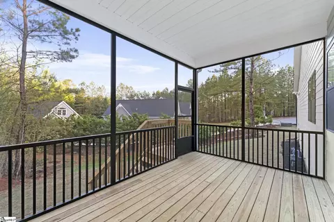 Exterior - 124 Barnett Way, Easley, SC 29640 photo 4 of 7