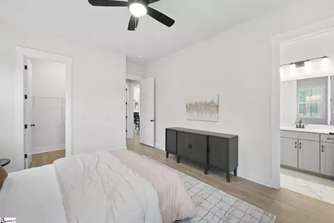 Bedroom - 124 Barnett Way, Easley, SC 29640 photo 3 of 7