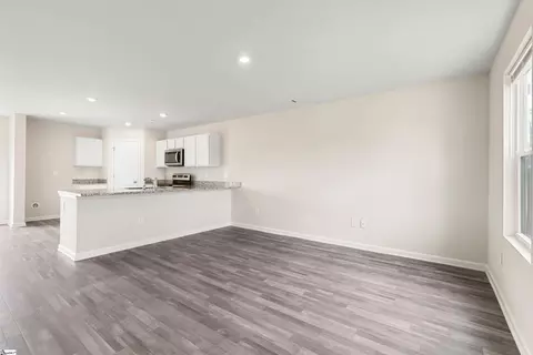 1200 Short Meadow Ct, Greer, SC 29650 photo 5