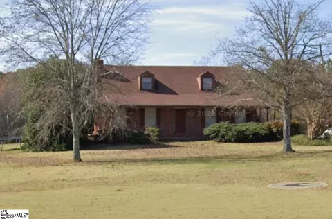 635 Log Shoals Rd, Greenville, SC 29607
