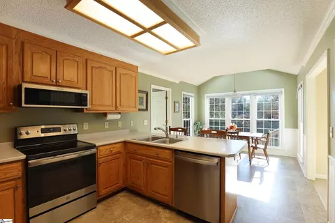 109 Stonewall Dr, Easley, SC 29642 photo 16