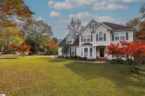 109 Stonewall Dr, Easley, SC 29642 photo 2