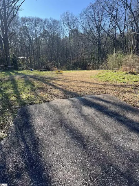 1208 Pearl Harbor Way, Anderson, SC 29626