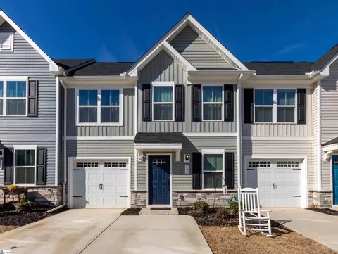 902 Leyburn Ln, Greenville, SC 29617