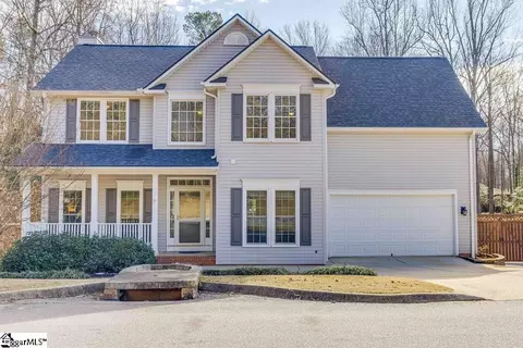 33 Poplar Springs Dr, Mauldin, SC 29662