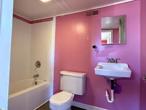 Bath - 116 Brown St, Greer, SC 29650 photo 1 of 1