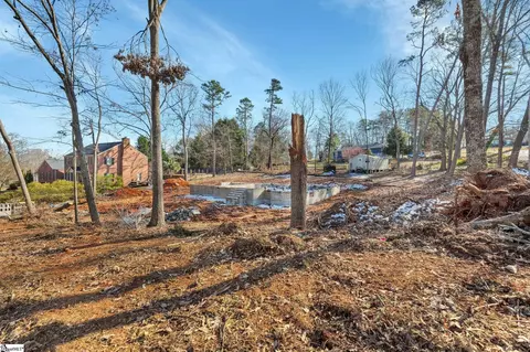 Exterior - 111 Williamsburg Dr, Greer, SC 29651 photo 13 of 13