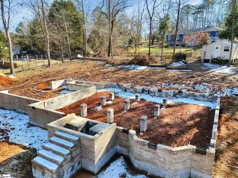 Other - 111 Williamsburg Dr, Greer, SC 29651 photo 1 of 12