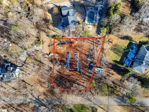 View/Area - 111 Williamsburg Dr, Greer, SC 29651 photo 1 of 9