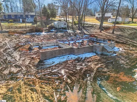 Other - 111 Williamsburg Dr, Greer, SC 29651 photo 4 of 12