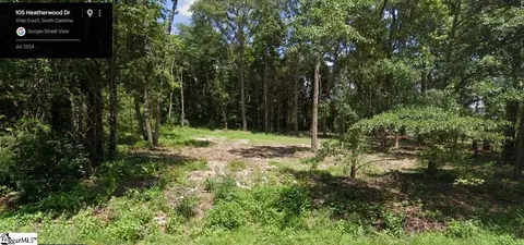 105 Heatherwood Dr, Gray Court, SC 29645