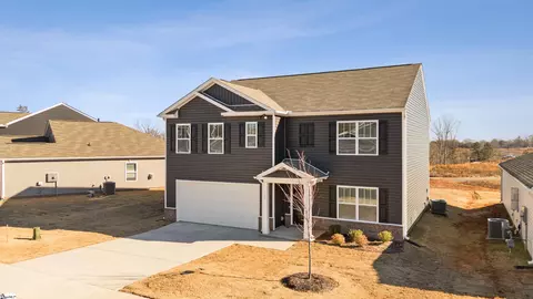 756 Wolverine Ln, Woodruff, SC 29388