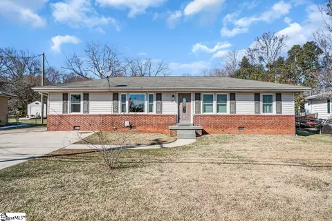 207 E Marion Rd, Greenville, SC 29617