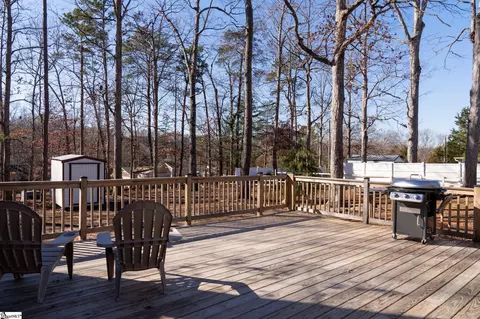Exterior - 4 Moriston Rd, Mauldin, SC 29662 photo 5 of 13