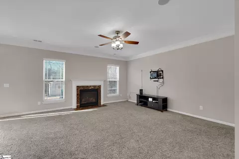 Living - 60 Killarney Ln, Greer, SC 29650 photo 1 of 4