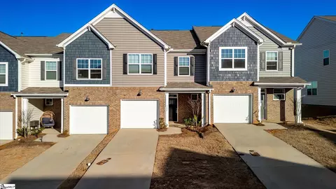 302 E Compass Way, Easley, SC 29640