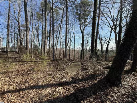 340 Bridgeport Dr, West Union, SC 29696