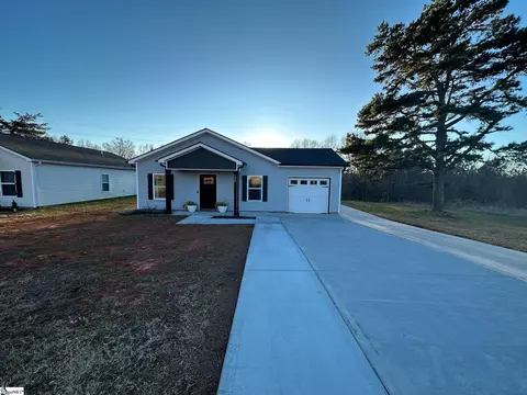 Exterior - 126 Baswin Dr, Inman, SC 29349 photo 2 of 2