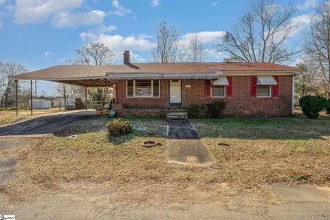 3 Hawthorne St, Honea Path, SC 29654