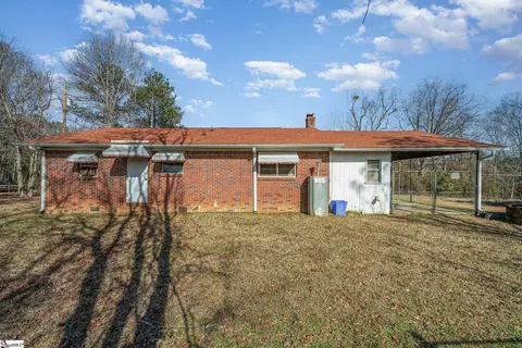 Exterior - 3 Hawthorne St, Honea Path, SC 29654 photo 3 of 3
