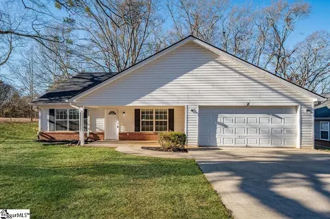 1 Castell Dr, Greenville, SC 29617