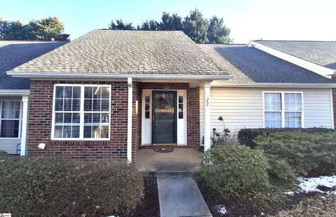 22 Bailess Ct, Greer, SC 29650