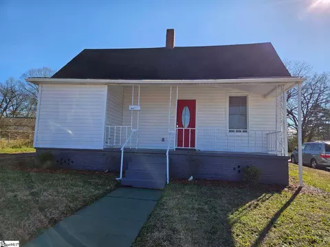 215 Washington St, Clinton, SC 29325