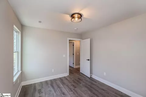 100 Laurel Dr, Greenville, SC 29607 photo 16