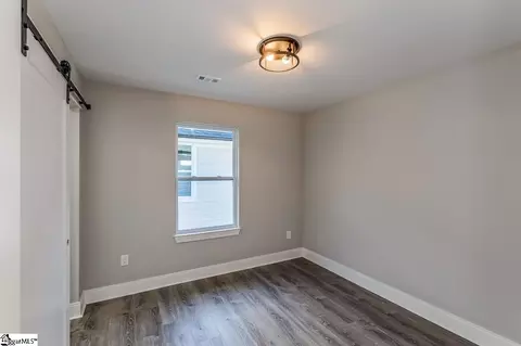 100 Laurel Dr, Greenville, SC 29607 photo 22