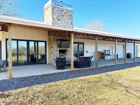 137 Wright School Rd, Belton, SC 29627 photo 2