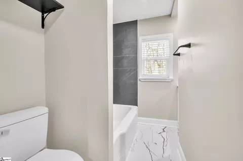 Bath - 136 14th St, Gaffney, SC 29340 photo 2 of 4