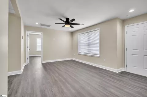 Living - 136 14th St, Gaffney, SC 29340 photo 1 of 4
