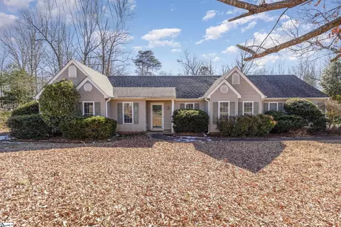 117 Blueberry Ln, Pendleton, SC 29670