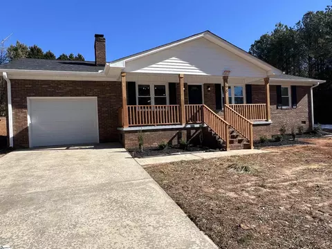 398 Lusk Rd, Six Mile, SC 29682