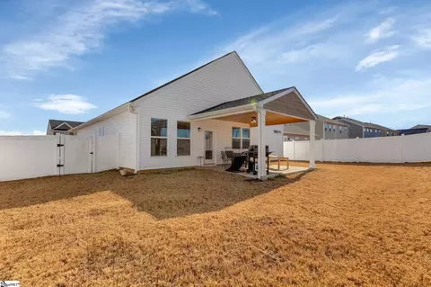 Exterior - 202 Braselton St, Greer, SC 29651 photo 3 of 4