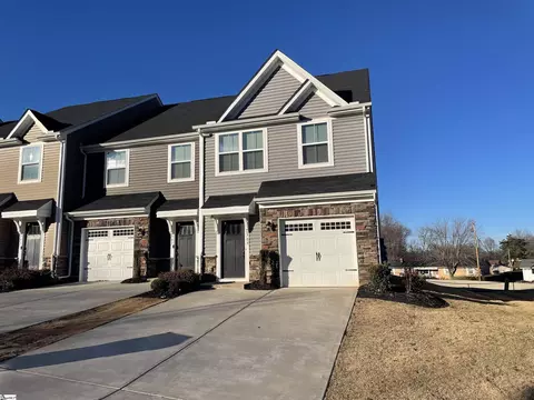 309 Hunt Glenn Ct, Greer, SC 29650