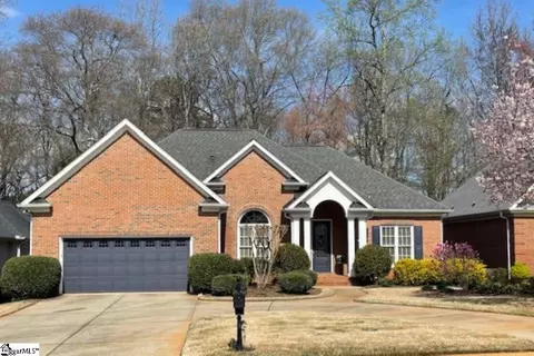 6 Broadstone Ct, Simpsonville, SC 29681